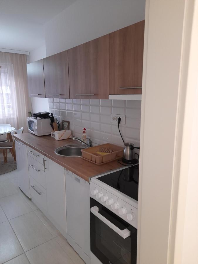 Apartman 8 Vrdnik Exterior foto