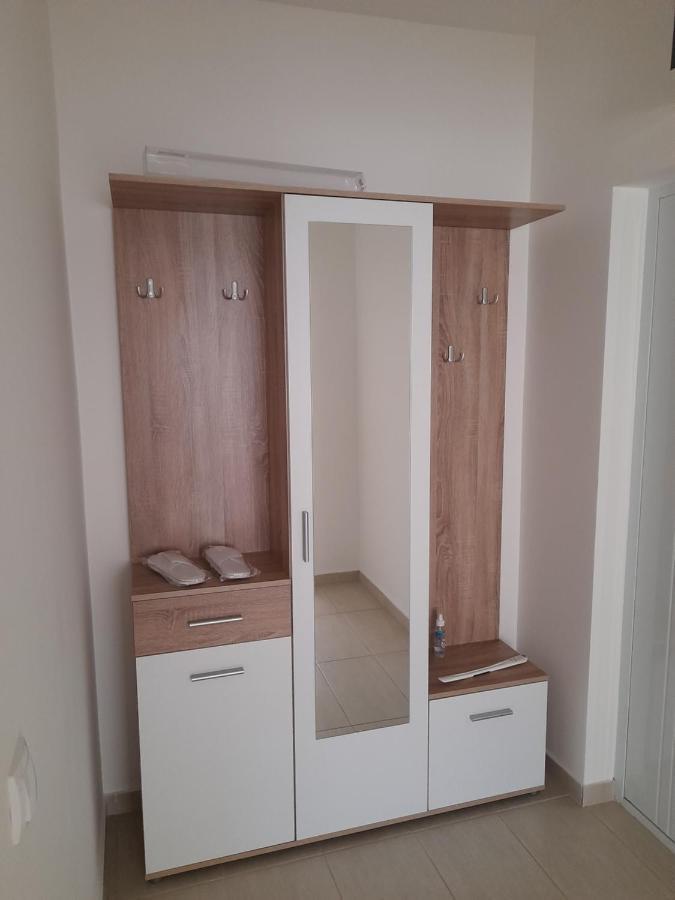 Apartman 8 Vrdnik Exterior foto